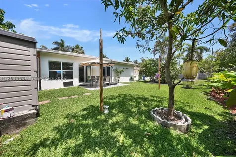 814 NE 4th Street Hallandale Beach FL 33009