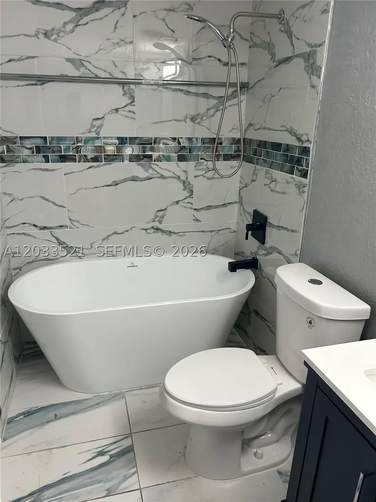 201 Lake Pointe Drive Oakland Park FL 33309
