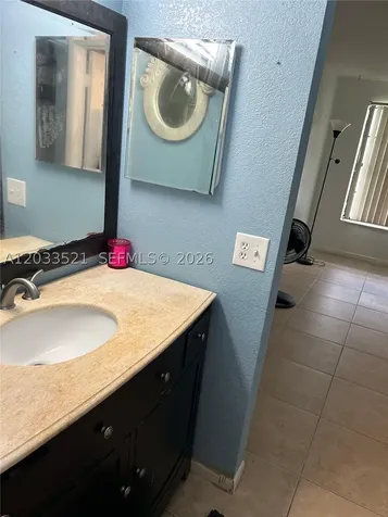 201 Lake Pointe Drive Oakland Park FL 33309