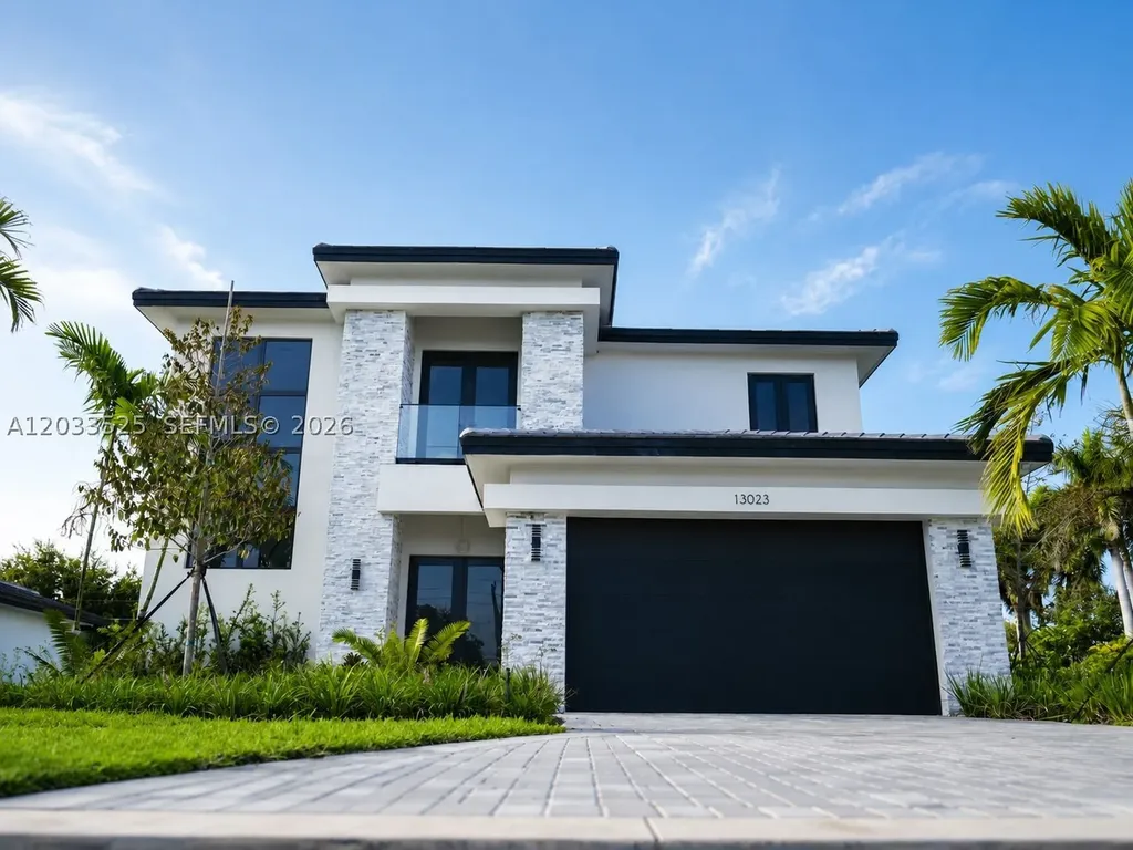 13023 Davie Oaks Drive Davie FL 33325