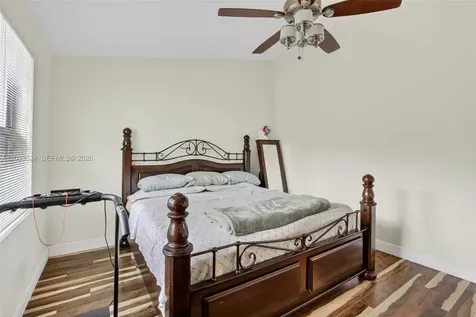 Pembroke Pines FL 33027