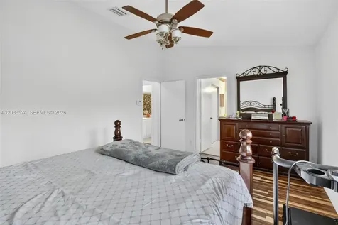 Pembroke Pines FL 33027