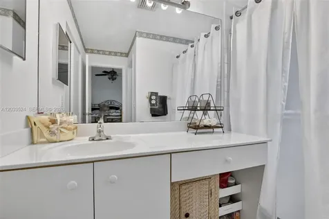 Pembroke Pines FL 33027