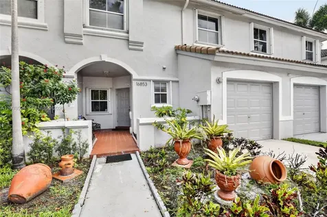 Pembroke Pines FL 33027