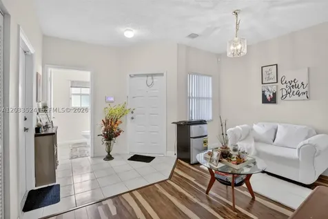 Pembroke Pines FL 33027