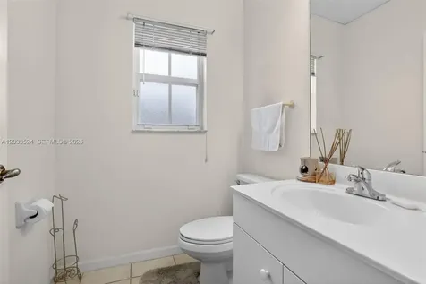Pembroke Pines FL 33027