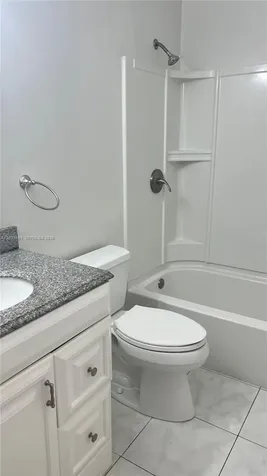 6225 Kendale Lakes Circle Miami FL 33183