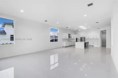 2210 SW 122nd Terrace Davie FL 33325