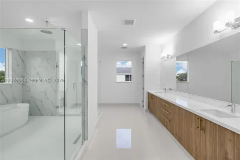 2210 SW 122nd Terrace Davie FL 33325