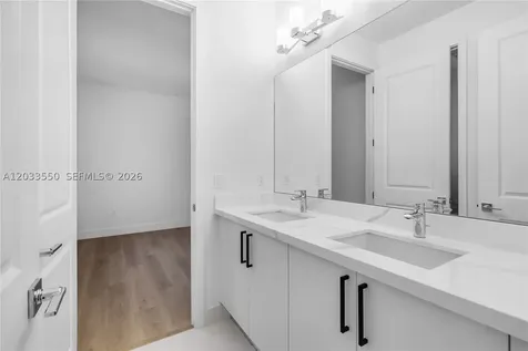 2210 SW 122nd Terrace Davie FL 33325