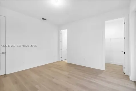2210 SW 122nd Terrace Davie FL 33325