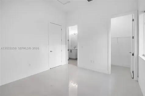 2210 SW 122nd Terrace Davie FL 33325