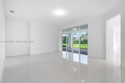 2210 SW 122nd Terrace Davie FL 33325