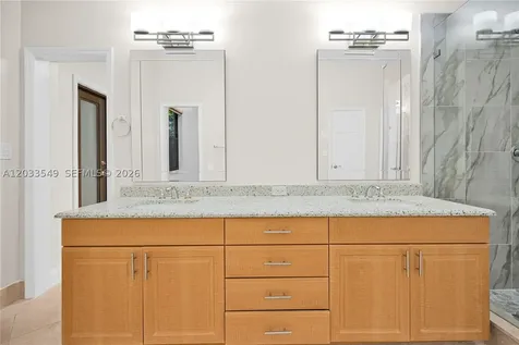 1067 SW 92nd Avenue Plantation FL 33324