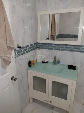 1307 SE Flamingo Drive Lantana FL 33462