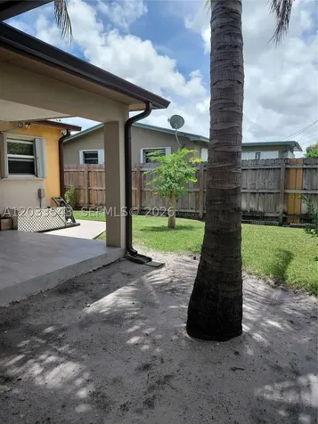 1307 SE Flamingo Drive Lantana FL 33462