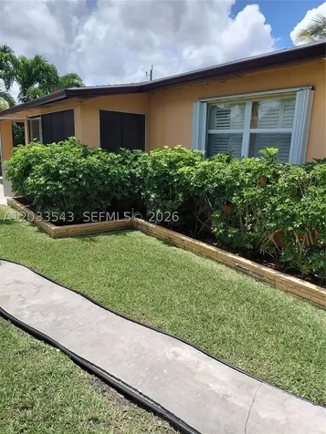 1307 SE Flamingo Drive Lantana FL 33462