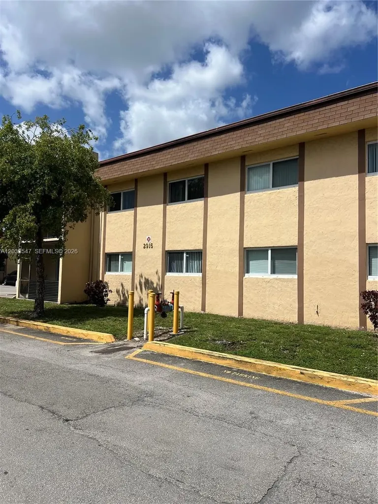 2916 NW 55th Avenue Lauderhill FL 33313