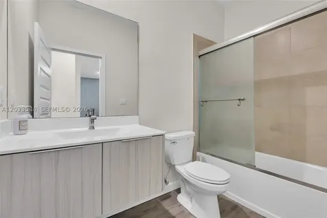 7925 NW 104th Avenue Doral FL 33178