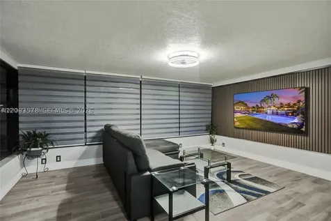 200 SE 3rd Street Pompano Beach FL 33060