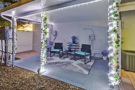 200 SE 3rd Street Pompano Beach FL 33060