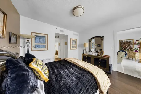 16275 Collins Avenue Sunny Isles Beach FL 33160
