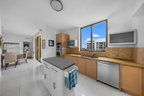 16275 Collins Avenue Sunny Isles Beach FL 33160