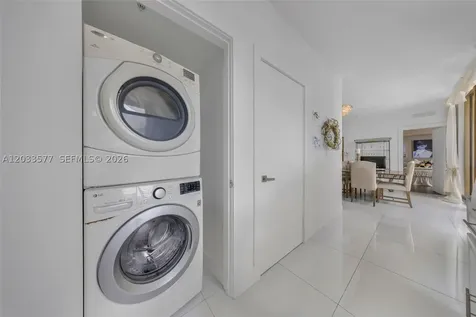 16275 Collins Avenue Sunny Isles Beach FL 33160