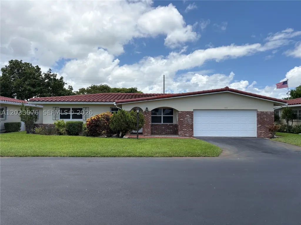 1221 NW 44th Street Deerfield Beach FL 33064
