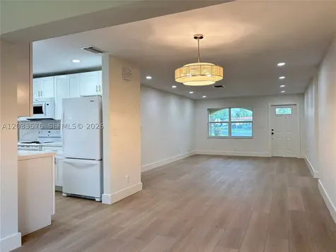 1221 NW 44th Street Deerfield Beach FL 33064