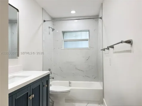 1221 NW 44th Street Deerfield Beach FL 33064