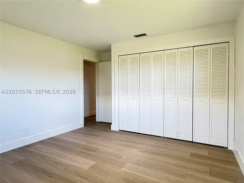 1221 NW 44th Street Deerfield Beach FL 33064