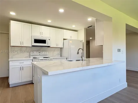 1221 NW 44th Street Deerfield Beach FL 33064