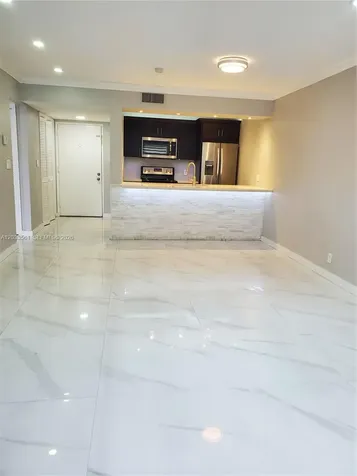 8160 Geneva Court Doral FL 33166