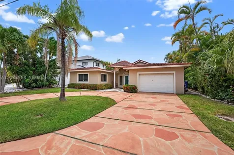 317 S Riverside Drive Pompano Beach FL 33062