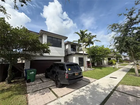 15976 SW 136th Terrace Miami FL 33196