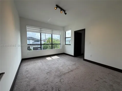 15976 SW 136th Terrace Miami FL 33196