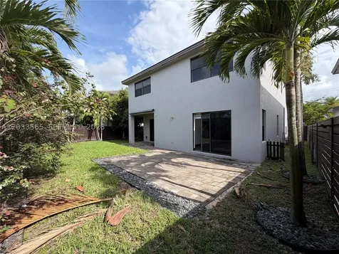 15976 SW 136th Terrace Miami FL 33196