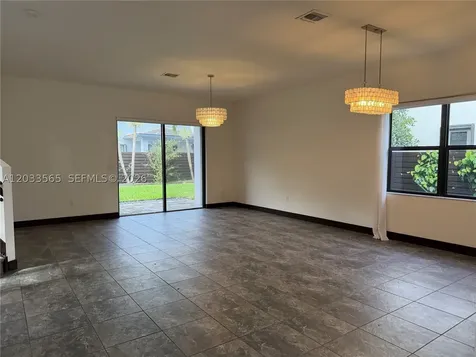 15976 SW 136th Terrace Miami FL 33196