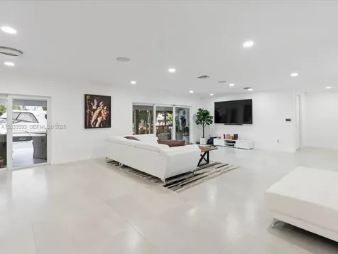 3325 NE 167th Street North Miami Beach FL 33160