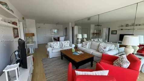 5161 Collins Avenue Miami Beach FL 33140