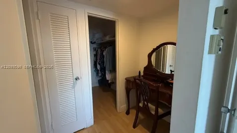 5161 Collins Avenue Miami Beach FL 33140