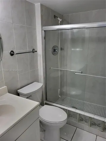3401 N Country Club Drive Aventura FL 33180