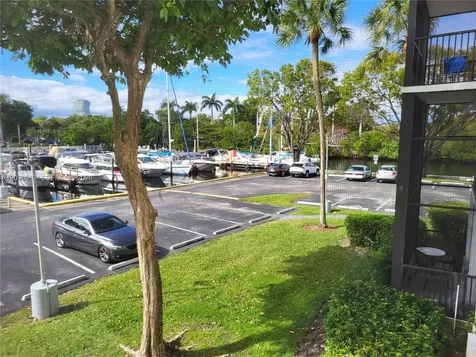 3401 N Country Club Drive Aventura FL 33180