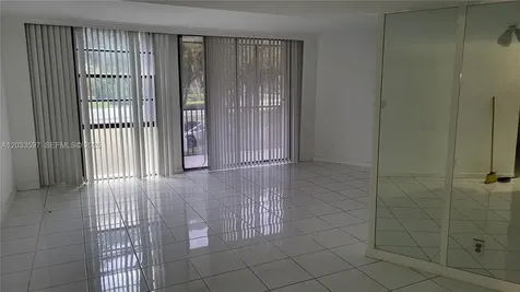 3401 N Country Club Drive Aventura FL 33180