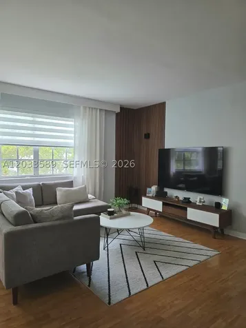301 SW 86th Avenue Pembroke Pines FL 33025