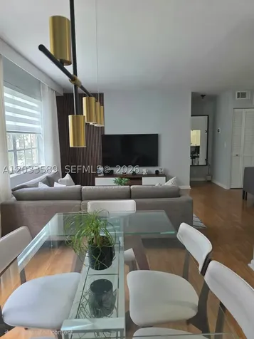 301 SW 86th Avenue Pembroke Pines FL 33025