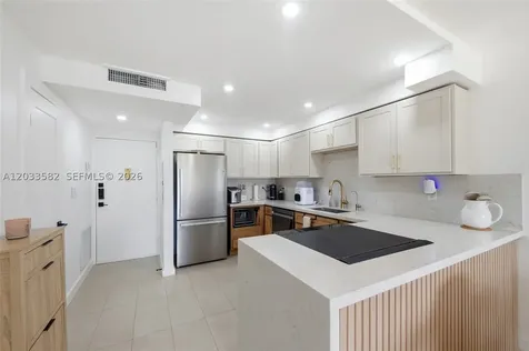 17800 Atlantic Boulevard Sunny Isles Beach FL 33160