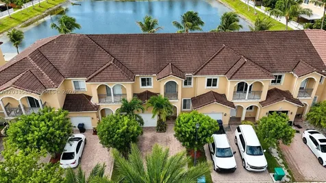 16590 SW 70th Street Miami FL 33193