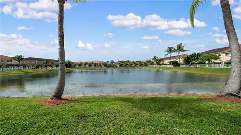 16590 SW 70th Street Miami FL 33193